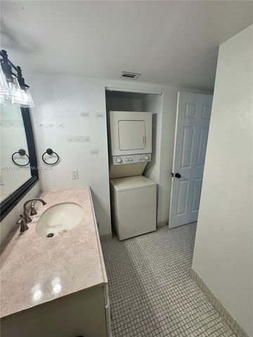 4241 NW 19th Street 170, Lauderhill, FL 33313