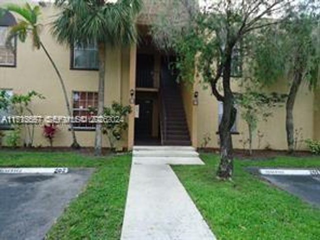 4241 NW 19th Street 170, Lauderhill, FL 33313