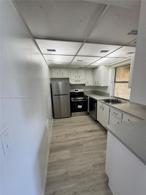 4241 NW 19th Street 170, Lauderhill, FL 33313