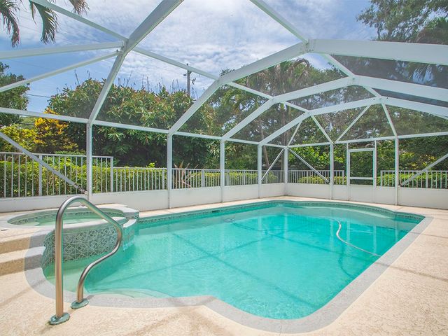 816 Acacia Road, Vero Beach, FL 32963