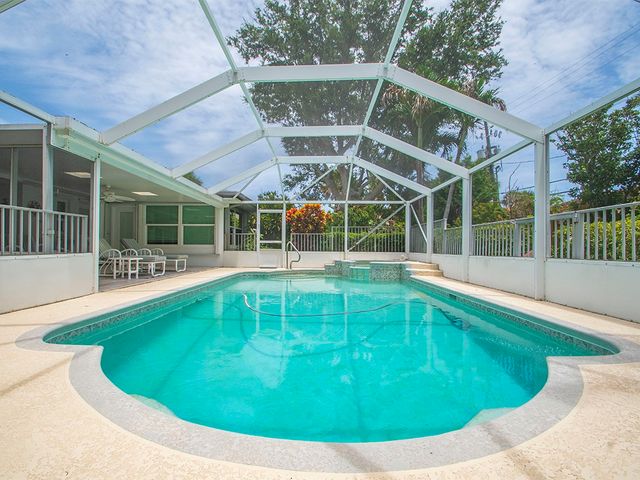 816 Acacia Road, Vero Beach, FL 32963