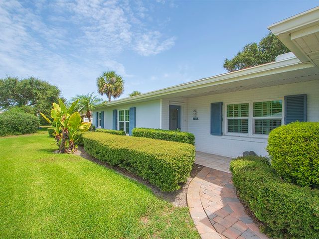 816 Acacia Road, Vero Beach, FL 32963