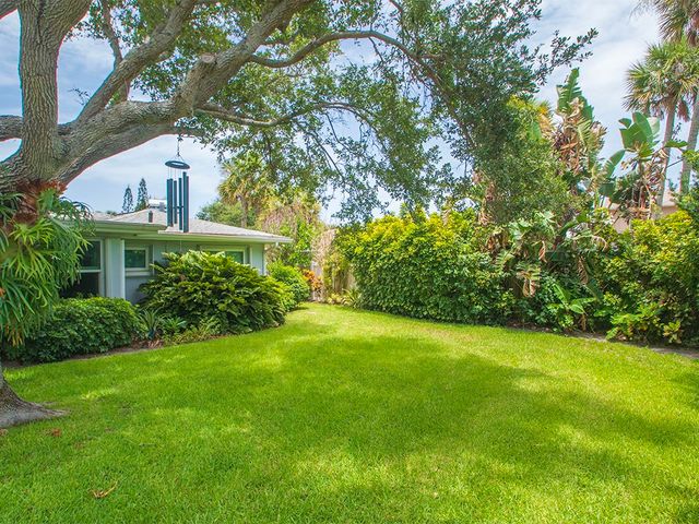 816 Acacia Road, Vero Beach, FL 32963