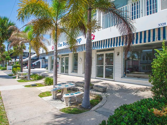 816 Acacia Road, Vero Beach, FL 32963