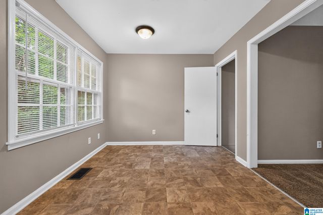 1613 BARRINGTON LANE NE, Center Point, AL 35215