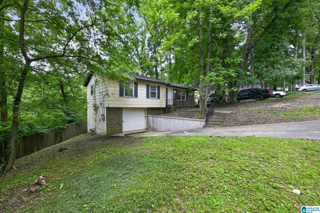 1613 BARRINGTON LANE NE, Center Point, AL 35215