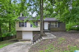 1613 BARRINGTON LANE NE, Center Point, AL 35215
