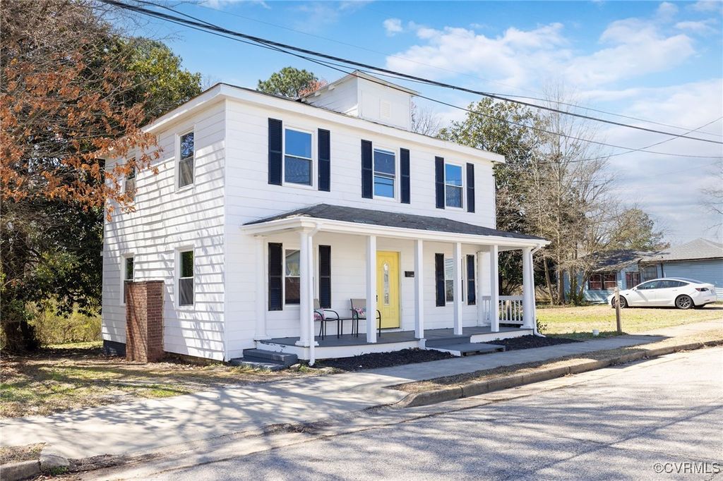 1128 Palm St, Hopewell, VA 23860