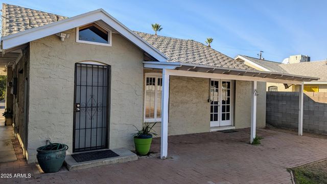 918 E WHITTON Avenue, Phoenix, AZ 85014