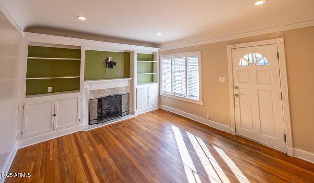 918 E WHITTON Avenue, Phoenix, AZ 85014