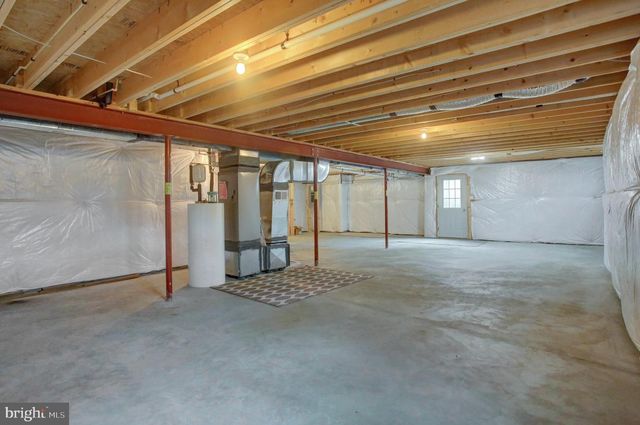 17927 CONSTITUTION CIR, Hagerstown, MD 21740