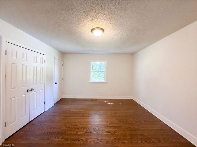 101 Tipperary Lane, Winston-salem, NC 27104