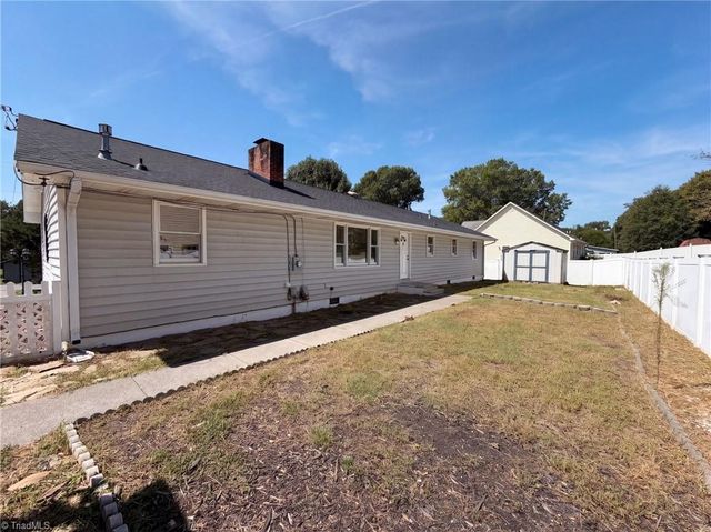101 Tipperary Lane, Winston-salem, NC 27104