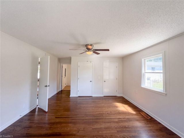 101 Tipperary Lane, Winston-salem, NC 27104