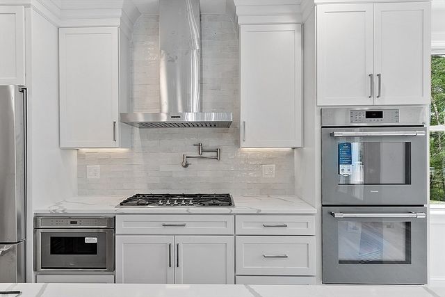 5 Barnard Hill Road, Boylston, MA 01505