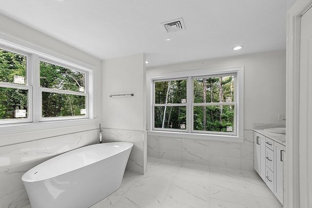 5 Barnard Hill Road, Boylston, MA 01505