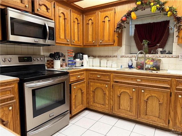 3508 Crisantema Street, Mission, TX 78573