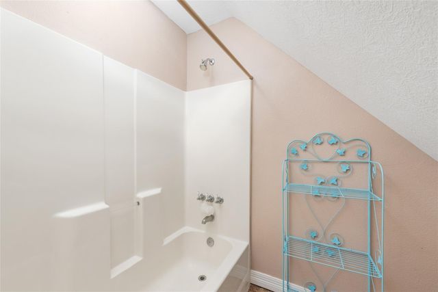 15524 Jim Branch Road, Old River-winfree, TX 77535