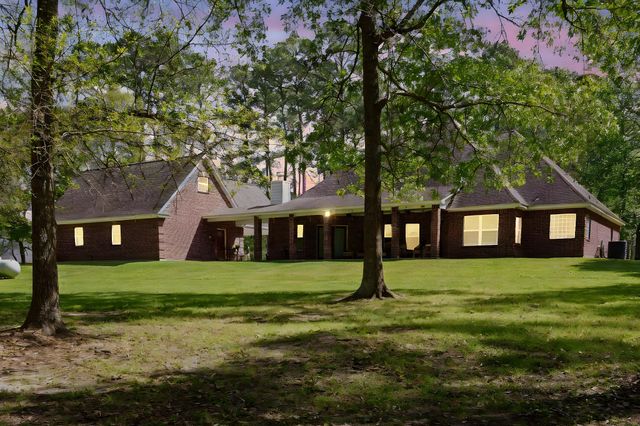 15524 Jim Branch Road, Old River-winfree, TX 77535