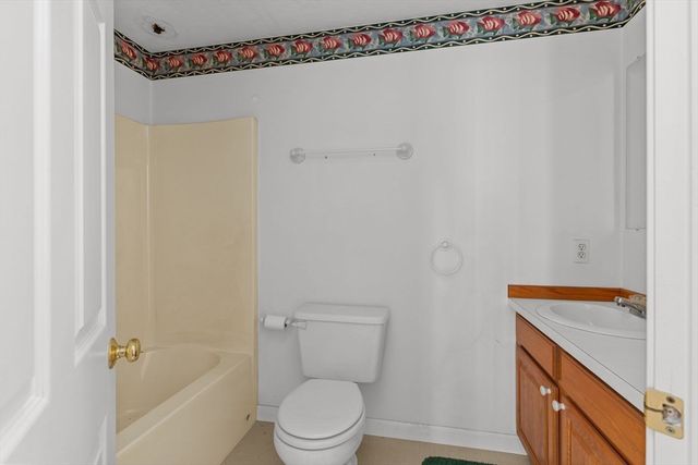 31 Jamie's Path, Plymouth, MA 02360