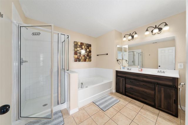 3008 SEAVIEW CASTLE DRIVE, Kissimmee, FL 34746