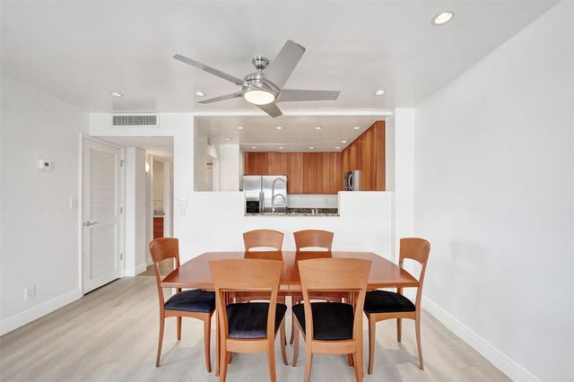 619 Orton Avenue 501, Fort Lauderdale, FL 33304