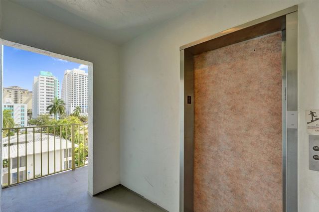 619 Orton Avenue 501, Fort Lauderdale, FL 33304