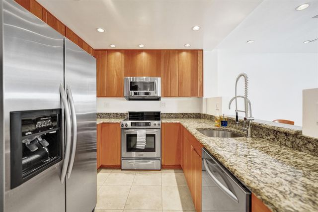 619 Orton Avenue 501, Fort Lauderdale, FL 33304