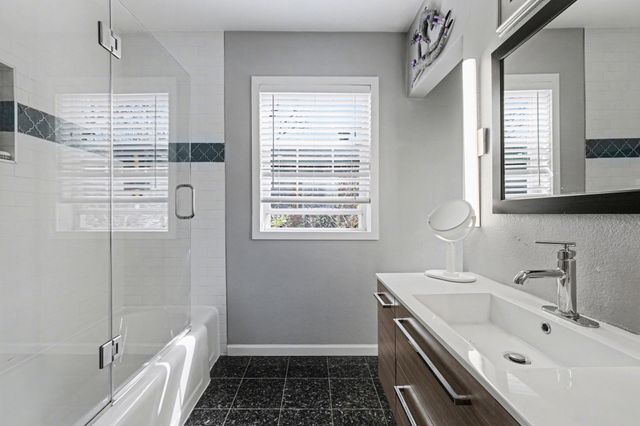 1505 Arizona Avenue, Dallas, TX 75216