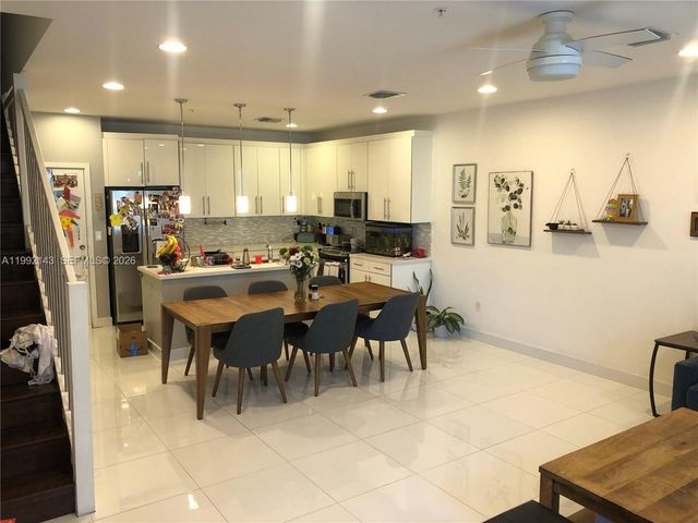 2601 NE 212th Ter 104, Miami, FL 33180