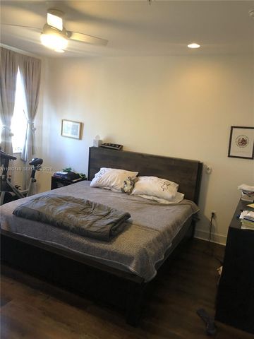 2601 NE 212th Ter 104, Miami, FL 33180