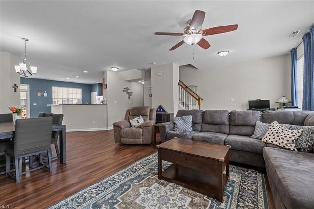 264 Feldspar ST, Virginia Beach, VA 23462