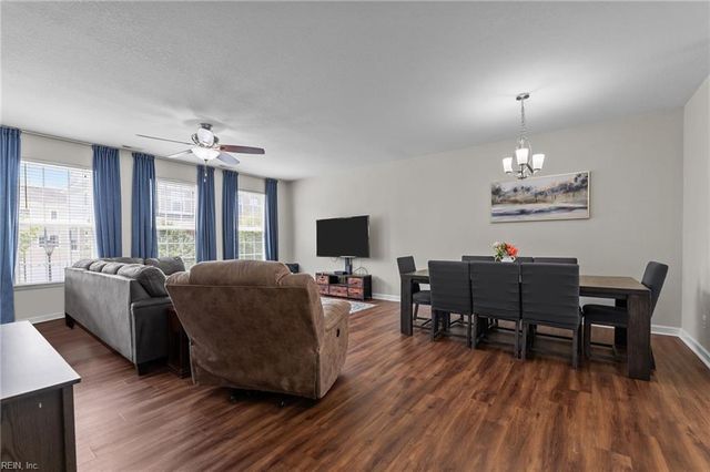 264 Feldspar ST, Virginia Beach, VA 23462