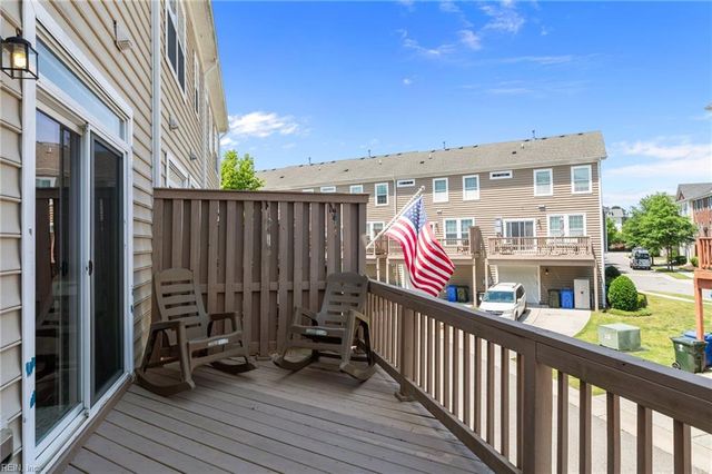 264 Feldspar ST, Virginia Beach, VA 23462