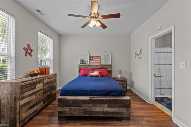 264 Feldspar ST, Virginia Beach, VA 23462