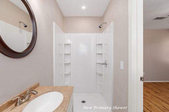 107 Eastwood Place, Lufkin, TX 75901