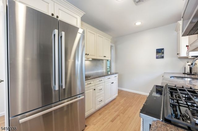 119 Ploch Rd, Clifton City, NJ 07013
