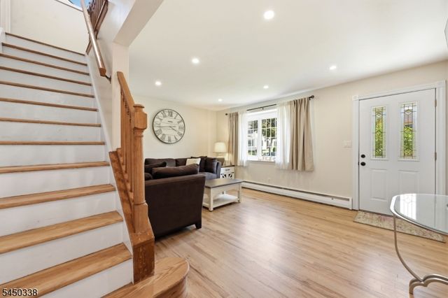 119 Ploch Rd, Clifton City, NJ 07013