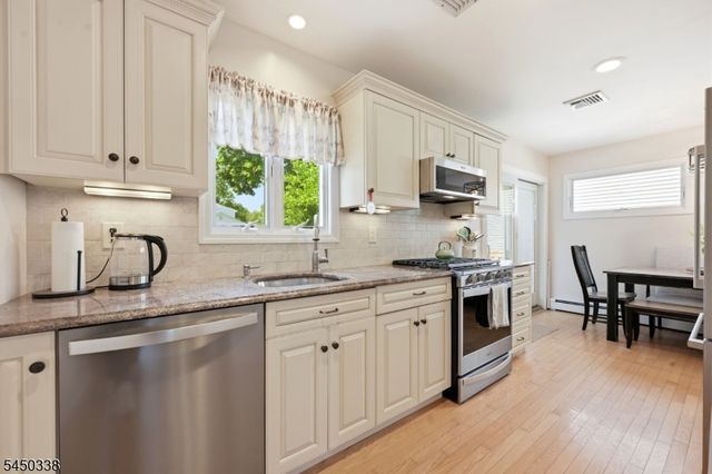 119 Ploch Rd, Clifton City, NJ 07013