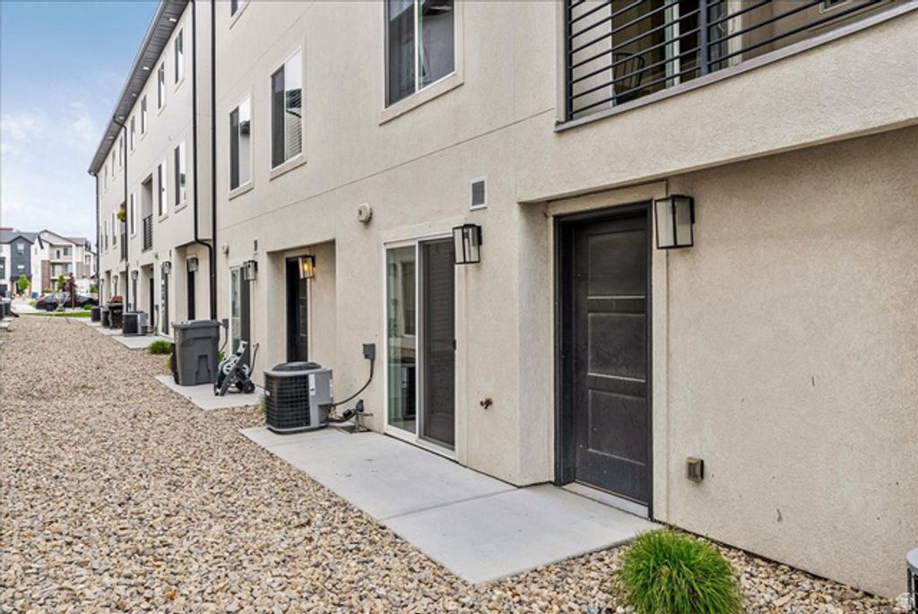 Image 28 of property listing at 396 S 680 E, American Fork, UT 84003