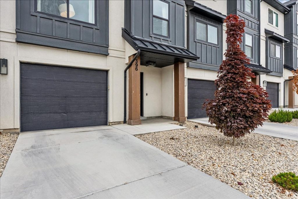Image 5 of property listing at 396 S 680 E, American Fork, UT 84003