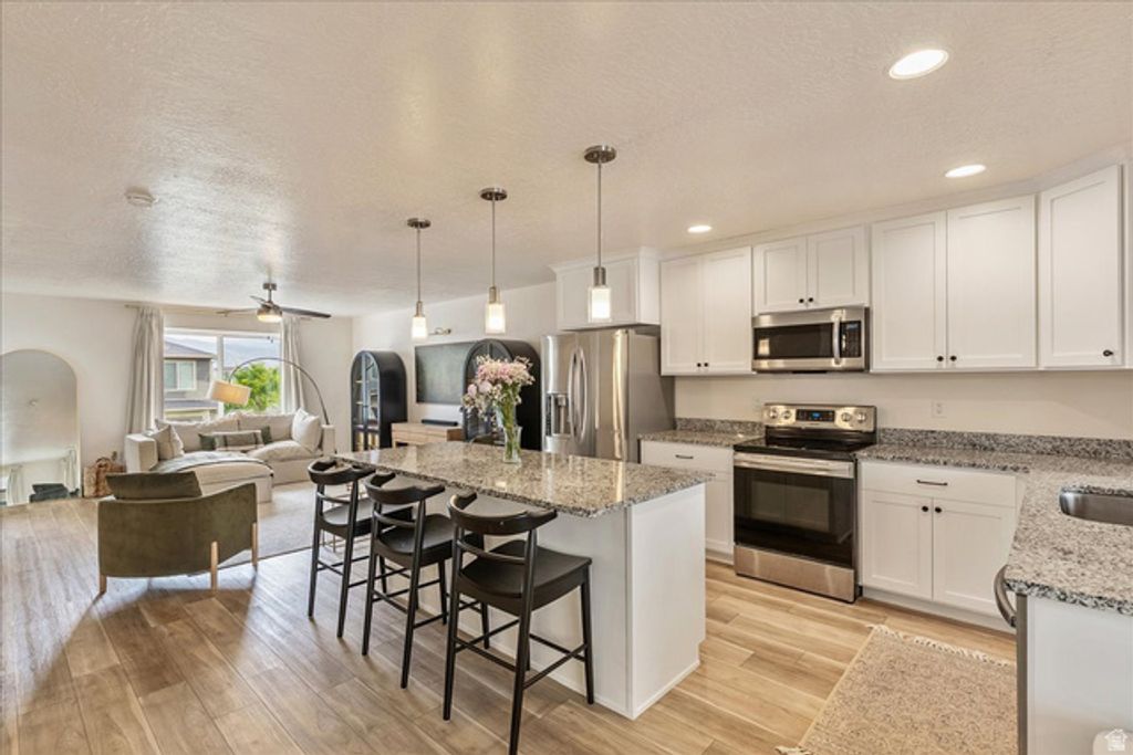 Image 9 of property listing at 396 S 680 E, American Fork, UT 84003