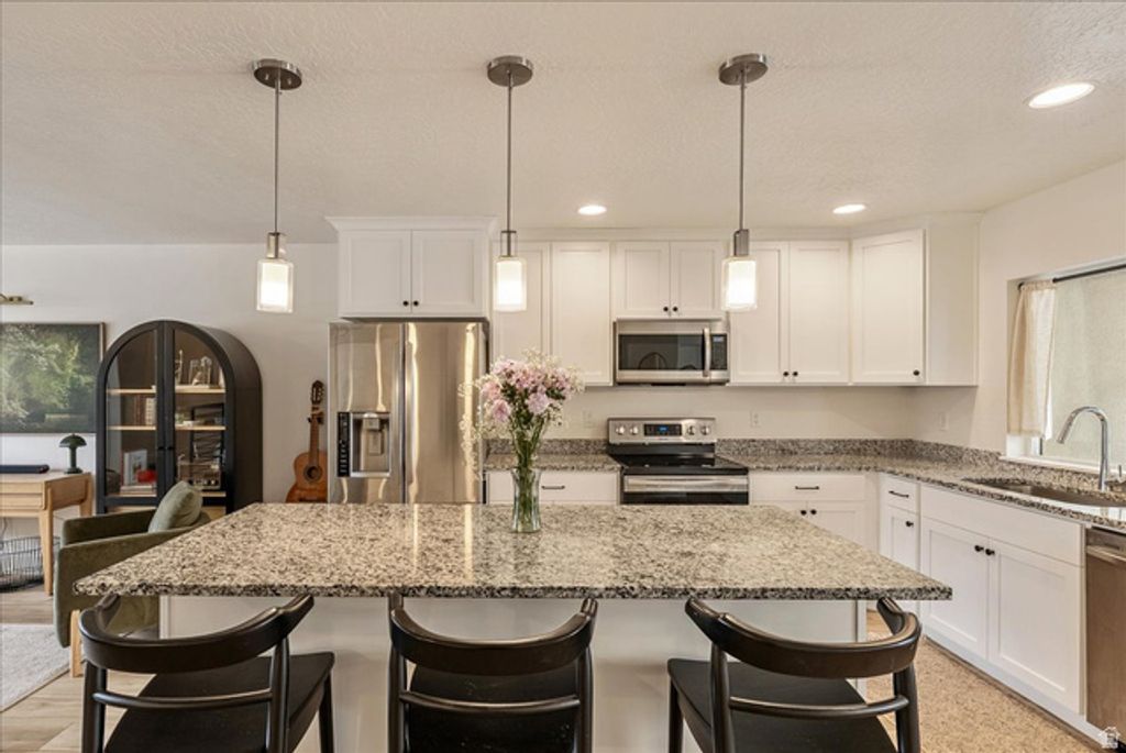 Image 10 of property listing at 396 S 680 E, American Fork, UT 84003