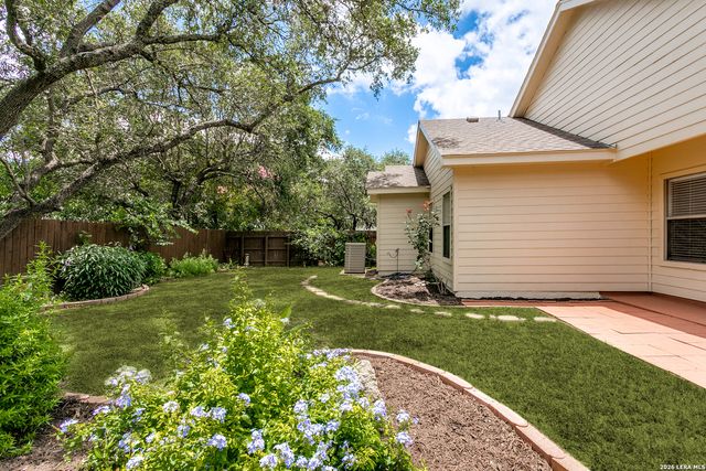 1514 Mooreshill Dr, San Antonio, TX 78253
