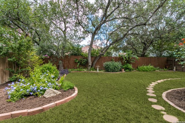 1514 Mooreshill Dr, San Antonio, TX 78253
