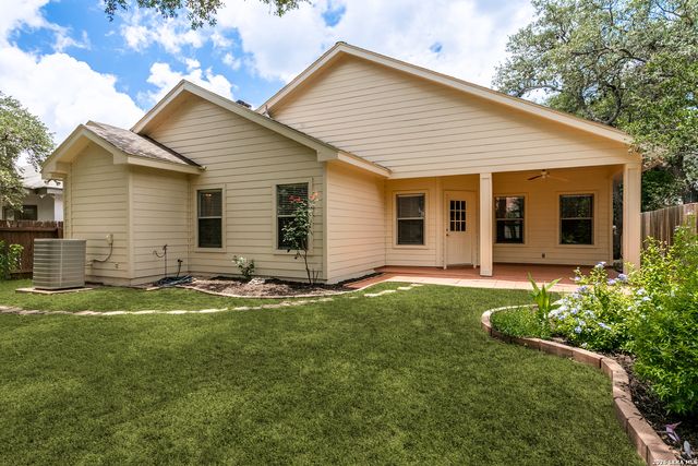 1514 Mooreshill Dr, San Antonio, TX 78253