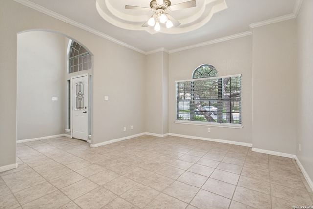 1514 Mooreshill Dr, San Antonio, TX 78253