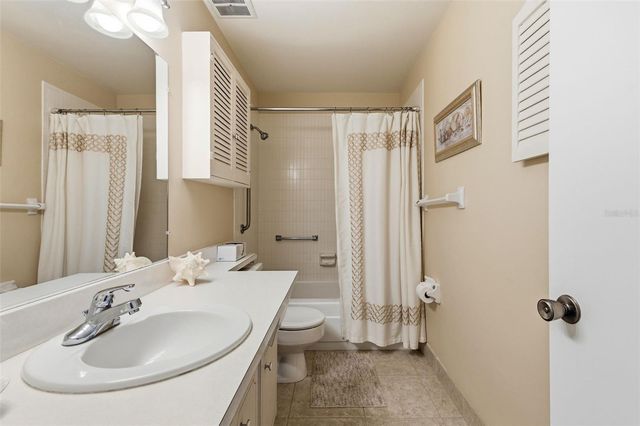 650 PINELLAS POINT DRIVE S 230, St Petersburg, FL 33705