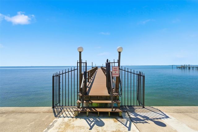 650 PINELLAS POINT DRIVE S 230, St Petersburg, FL 33705