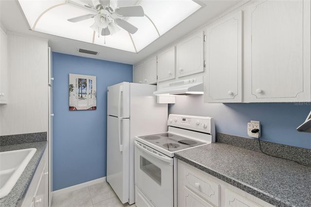 650 PINELLAS POINT DRIVE S 230, St Petersburg, FL 33705